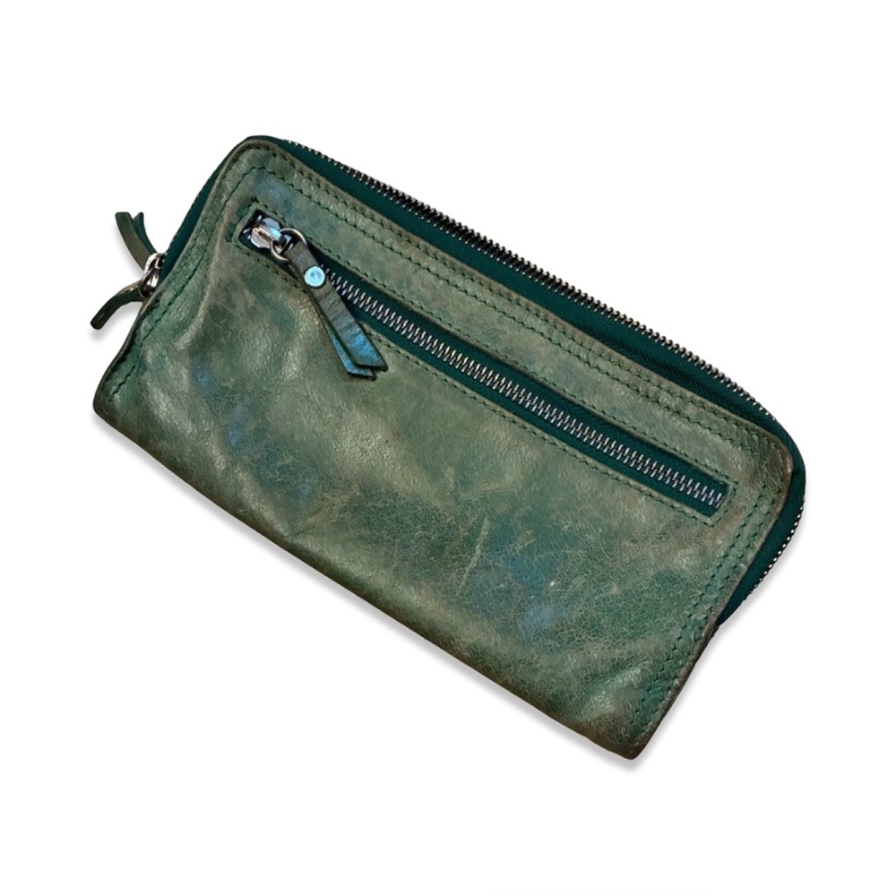 Tano Green Leather Zip Wallet